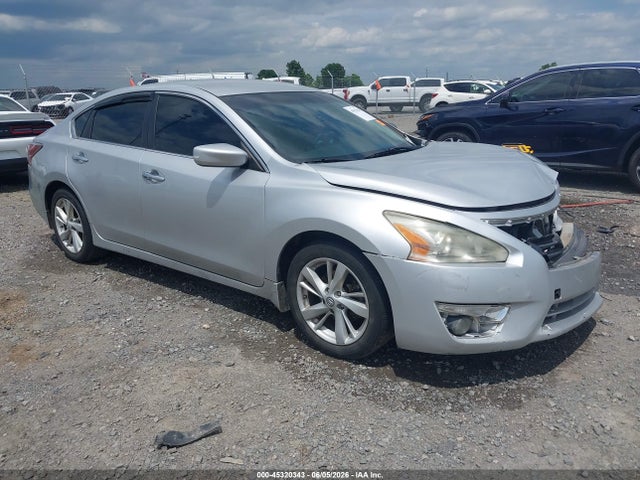 Auction sale of the 2015 Nissan Altima 2.5 Sv, vin: 1N4AL3AP2FC582950, lot number: 45320343