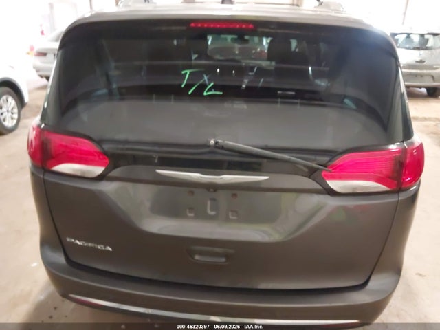 2018 Chrysler Pacifica Touring L მანქანა იყიდება აუქციონზე, vin: 2C4RC1BGXJR110463, აუქციონის ნომერი: 45320397