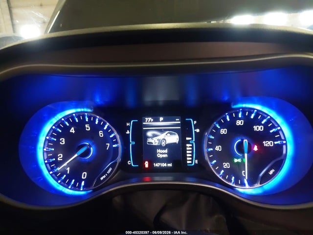2018 Chrysler Pacifica Touring L მანქანა იყიდება აუქციონზე, vin: 2C4RC1BGXJR110463, აუქციონის ნომერი: 45320397