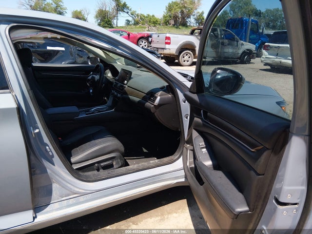 45320423 :رقم المزاد ، 1HGCV2F91MA005712 vin ، 2021 Honda Accord Touring مزاد بيع