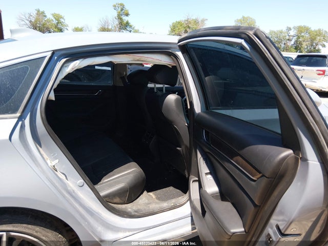 45320423 :رقم المزاد ، 1HGCV2F91MA005712 vin ، 2021 Honda Accord Touring مزاد بيع