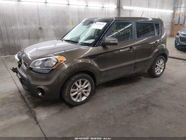 45320429 :رقم المزاد ، KNDJT2A68D7524388 vin ، 2013 Kia Soul + مزاد بيع