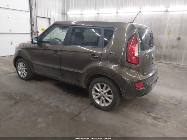 45320429 :رقم المزاد ، KNDJT2A68D7524388 vin ، 2013 Kia Soul + مزاد بيع