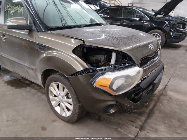 45320429 :رقم المزاد ، KNDJT2A68D7524388 vin ، 2013 Kia Soul + مزاد بيع