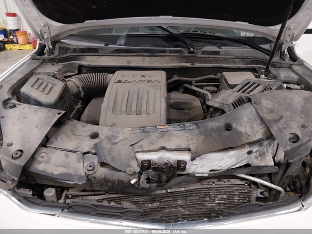 2GNFLFEK8H6306484 Chevrolet EQUINOX LT