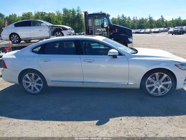 Volvo S90 T6 Inscription 2018 LVY992ML8JP008460 Image 14