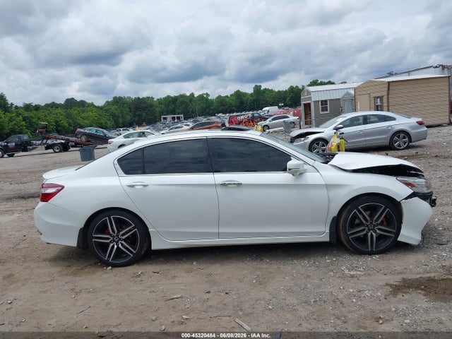 1HGCR3F92GA027782 Honda Accord Touring