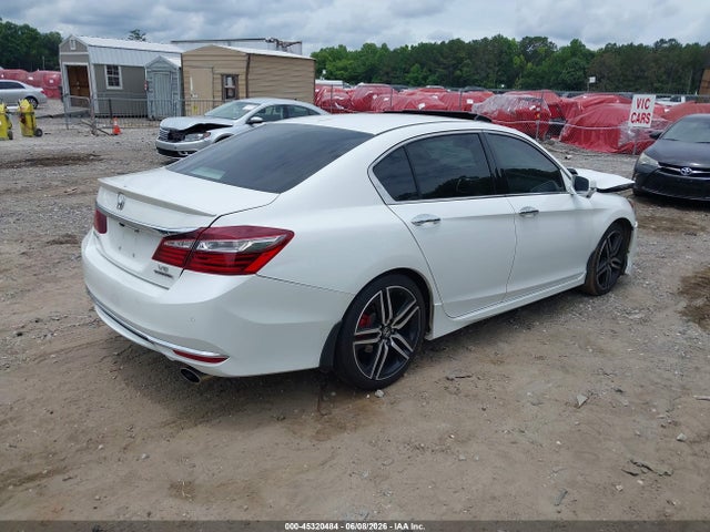 1HGCR3F92GA027782 Honda Accord Touring