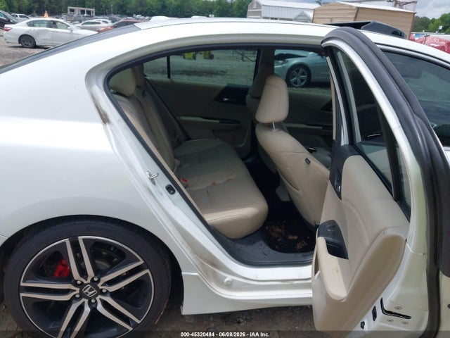 1HGCR3F92GA027782 Honda Accord Touring