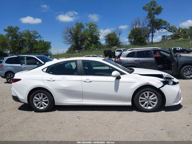 Toyota CAMRY LE 2026 4T1DAACK8TU691370 Image 13