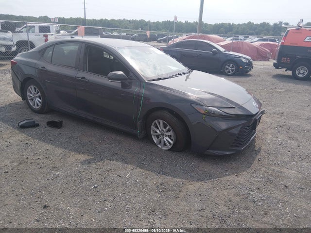 2026 Toyota Camry Le მანქანა იყიდება აუქციონზე, vin: 4T1DAACK4TU698039, აუქციონის ნომერი: 45320495