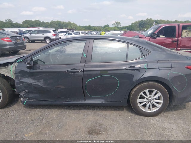 2026 Toyota Camry Le მანქანა იყიდება აუქციონზე, vin: 4T1DAACK4TU698039, აუქციონის ნომერი: 45320495