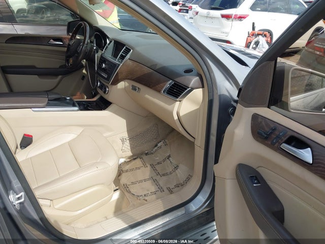2015 Mercedes-benz Ml 350 მანქანა იყიდება აუქციონზე, vin: 4JGDA5JB2FA611268, აუქციონის ნომერი: 45320509