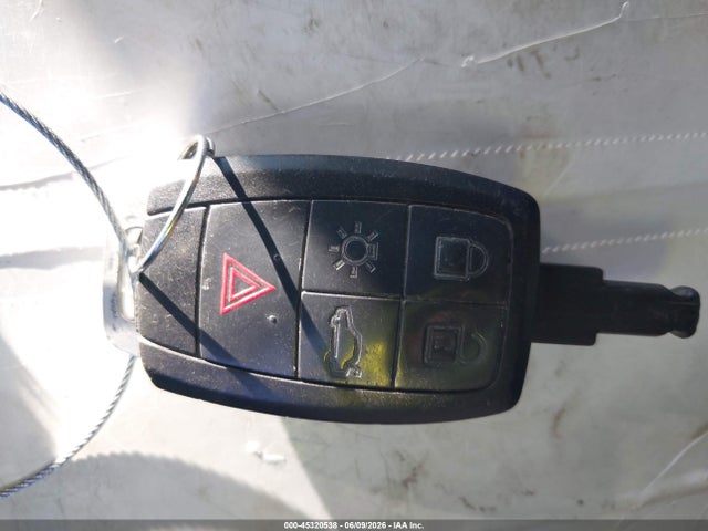 2011 Volvo V50 T5 მანქანა იყიდება აუქციონზე, vin: YV1672MW1B2606067, აუქციონის ნომერი: 45320538