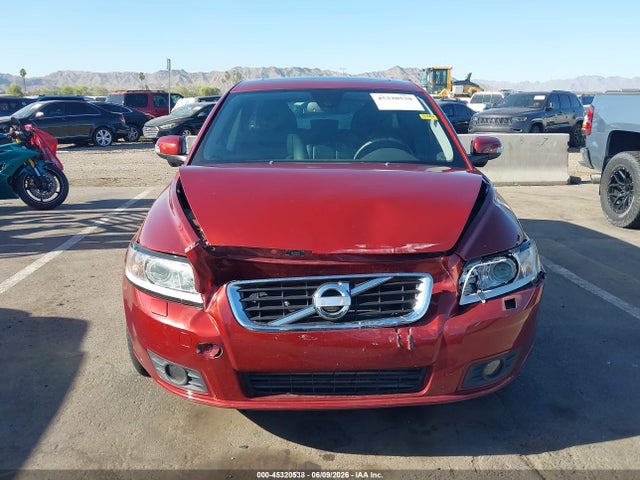 2011 Volvo V50 T5 მანქანა იყიდება აუქციონზე, vin: YV1672MW1B2606067, აუქციონის ნომერი: 45320538