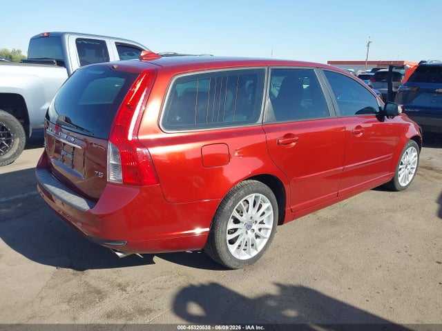 2011 Volvo V50 T5 მანქანა იყიდება აუქციონზე, vin: YV1672MW1B2606067, აუქციონის ნომერი: 45320538