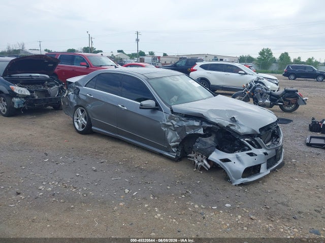 45320544 :رقم المزاد ، WDDHF9BBXDA697669 vin ، 2013 Mercedes-benz E 550 4matic مزاد بيع