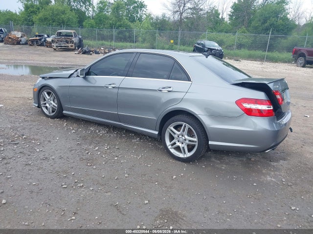 45320544 :رقم المزاد ، WDDHF9BBXDA697669 vin ، 2013 Mercedes-benz E 550 4matic مزاد بيع