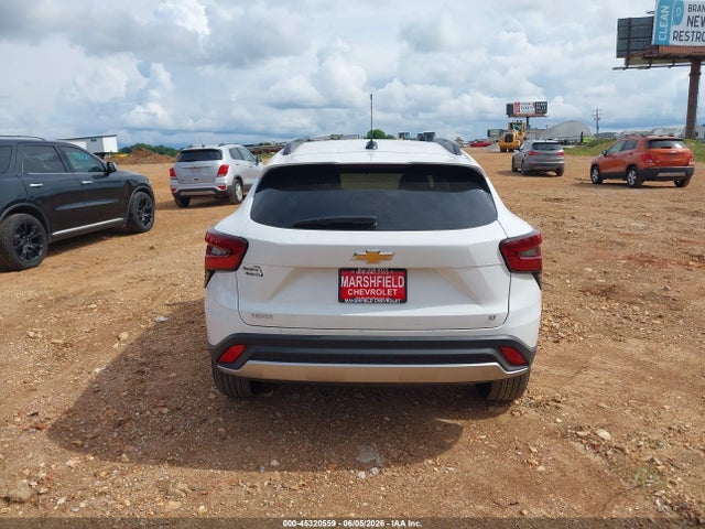 KL77LHEP8SC236811 Chevrolet Trax Fwd Lt