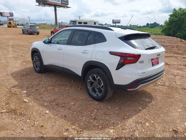 KL77LHEP8SC236811 Chevrolet Trax Fwd Lt
