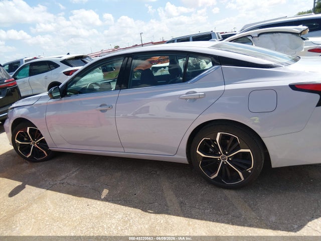 1N4BL4CV8SN361941 Nissan Altima Sr Fwd
