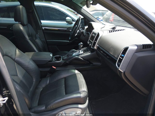 Продаж на аукціоні авто 2016 Porsche Cayenne, vin: WP1AA2A22GLA05043, номер лоту: 45320633