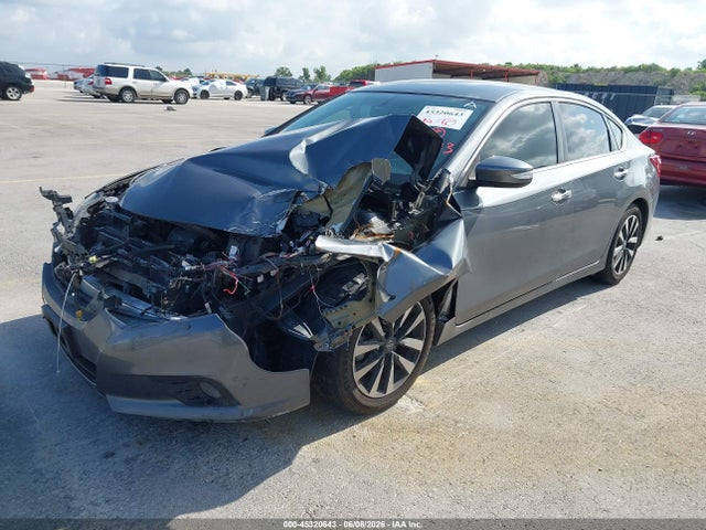 Nissan Altima 2.5 Sl 2018 1N4AL3AP1JC232959 Image 2