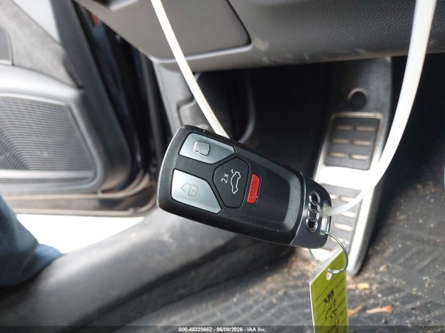 45320662 :رقم المزاد ، WAUB4CF54KA064599 vin ، 2019 Audi S5 3.0t Premium مزاد بيع
