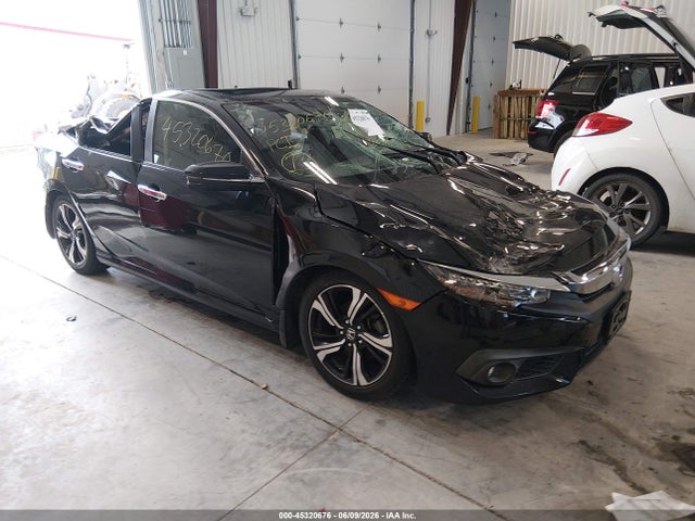 Honda Civic Touring 2018 JHMFC1F91JX012016 Image 1