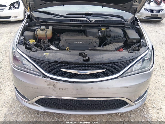 Aukcja sprzedaży 2018 Chrysler Pacifica Touring L, vin: 2C4RC1BG7JR260854, numer aukcji: 45320681