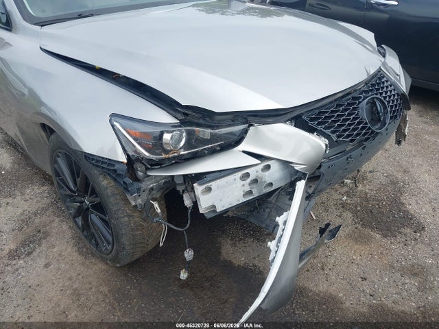 45320728 :رقم المزاد ، JTHBA1D20H5046304 vin ، 2017 Lexus Is 200t مزاد بيع