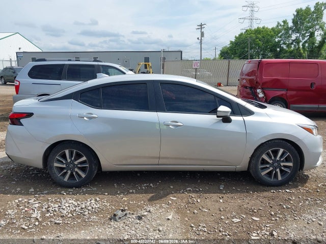2021 Nissan Versa Sv Xtronic Cvt მანქანა იყიდება აუქციონზე, vin: 3N1CN8EV0ML826358, აუქციონის ნომერი: 45320742