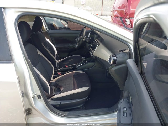 2021 Nissan Versa Sv Xtronic Cvt მანქანა იყიდება აუქციონზე, vin: 3N1CN8EV0ML826358, აუქციონის ნომერი: 45320742