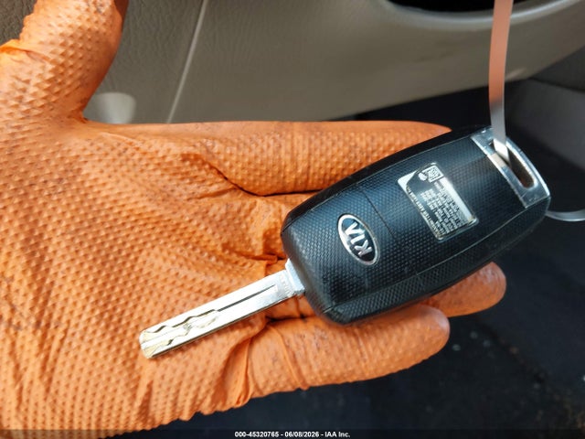 KIA SORENTO LX 2015 5XYKT3A69FG589752 Image 11