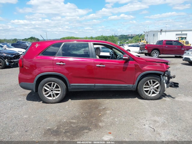 KIA SORENTO LX 2015 5XYKT3A69FG589752 Image 13