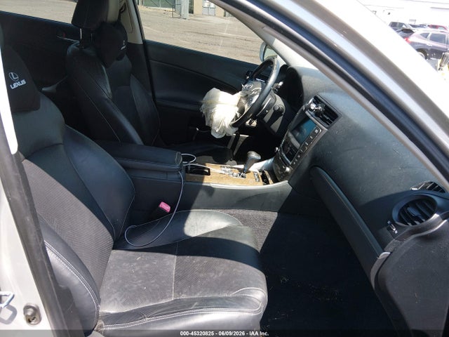 Продаж на аукціоні авто 2011 Lexus Is 350, vin: JTHCE5C25B5000833, номер лоту: 45320825