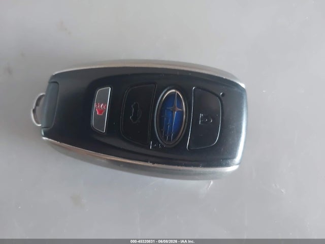 Продаж на аукціоні авто 2018 Subaru Legacy 2.5i Limited, vin: 4S3BNAN65J3031371, номер лоту: 45320831