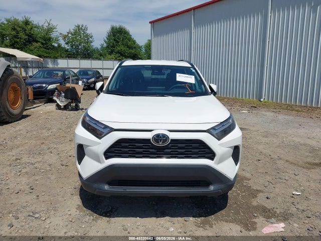 2022 Toyota Rav4 Xle მანქანა იყიდება აუქციონზე, vin: 2T3W1RFV3NC177855, აუქციონის ნომერი: 45320842