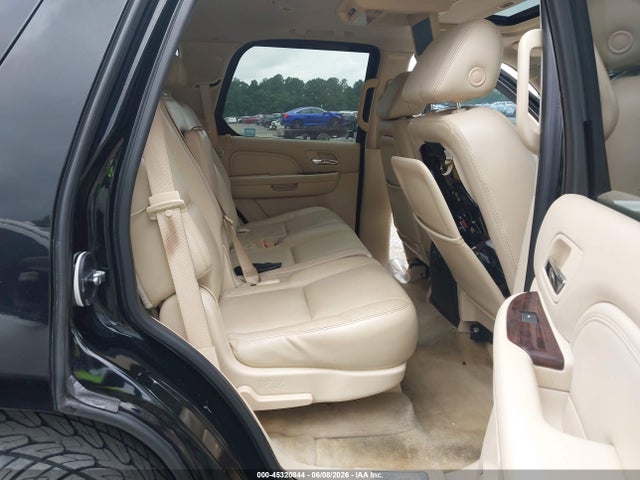 45320844 :رقم المزاد ، 1GYEC63877R374249 vin ، 2007 Cadillac Escalade Standard مزاد بيع