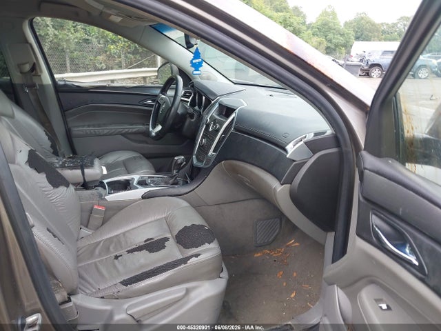 45320901 :رقم المزاد ، 3GYFNGEY1BS577726 vin ، 2011 Cadillac Srx Standard مزاد بيع