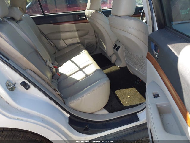 2014 Subaru Outback 2.5i Limited მანქანა იყიდება აუქციონზე, vin: 4S4BRBLC1E3241535, აუქციონის ნომერი: 45320937