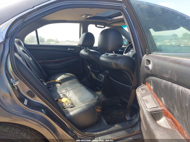 45321046 :رقم المزاد ، 19UUA56683A013523 vin ، 2003 Acura Tl 3.2 مزاد بيع