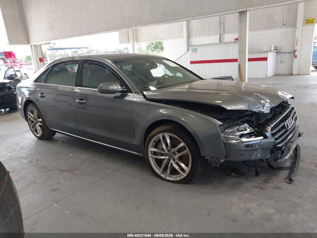 45321048 :رقم المزاد ، WAU32AFD9FN005827 vin ، 2015 Audi A8 L 4.0t مزاد بيع