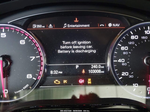 45321048 :رقم المزاد ، WAU32AFD9FN005827 vin ، 2015 Audi A8 L 4.0t مزاد بيع