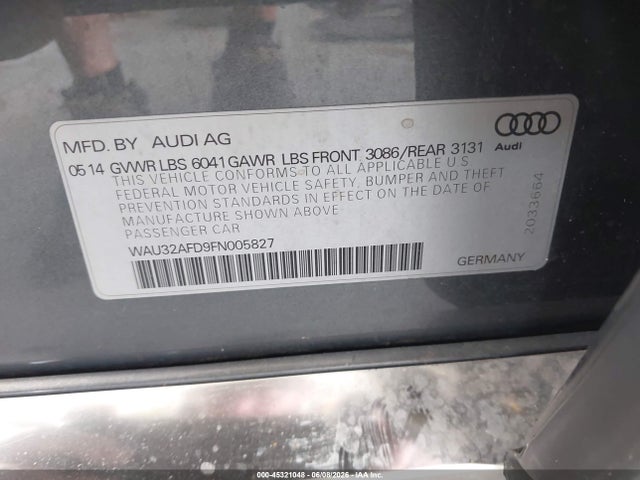 45321048 :رقم المزاد ، WAU32AFD9FN005827 vin ، 2015 Audi A8 L 4.0t مزاد بيع