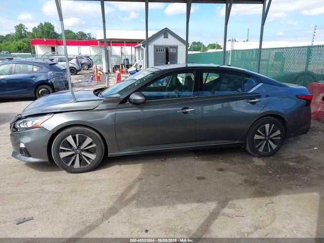 Продажа на аукционе авто 2022 Nissan Altima Sl Fwd, vin: 1N4BL4EV0NN402869, номер лота: 45321054