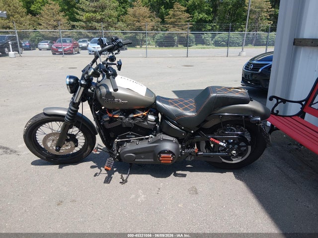 Harley-Davidson FXBB 2019 1HD1YJJ20KB037753 Image 12