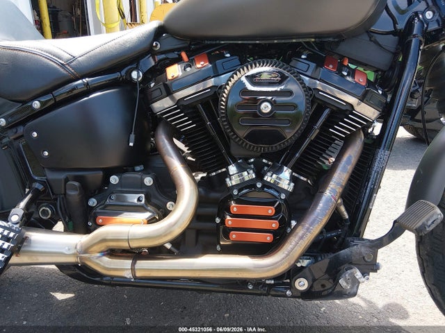 Harley-Davidson FXBB 2019 1HD1YJJ20KB037753 Image 8