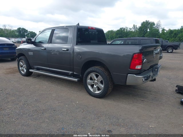Aukcja sprzedaży 2017 Ram 1500 Big Horn  4x4 5'7 Box, vin: 1C6RR7LG2HS517452, numer aukcji: 45321069