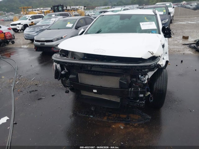 Продажа на аукционе авто 2025 Hyundai Kona Sel, vin: KM8HBCAB5SU260108, номер лота: 45321087